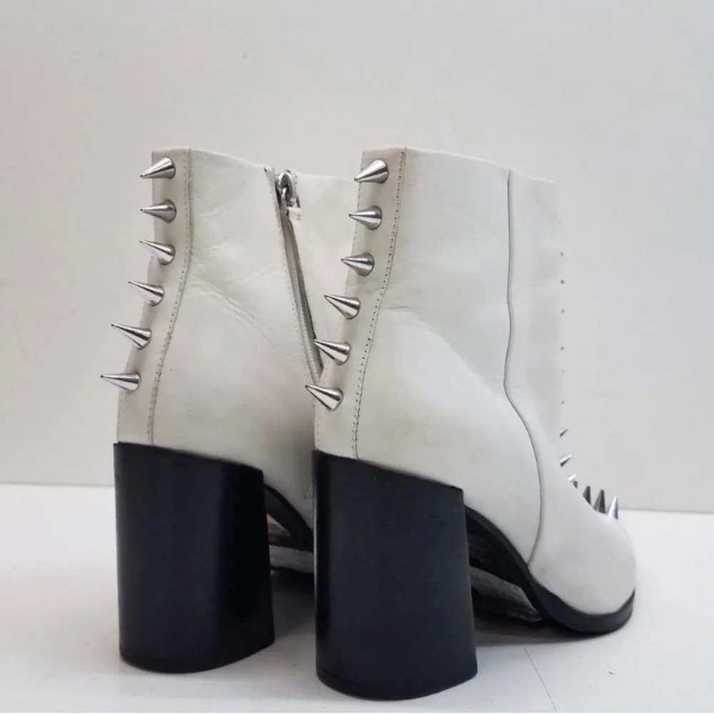 TOPSHOP Hex Studded Boots in White / stud embellished leather ankle boot - Picture 6 of 6